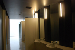 多目的トイレが一般トイレの中にあるタイプ（5f）