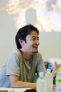 第3回セッションでのプレゼン中の住友文彦氏。